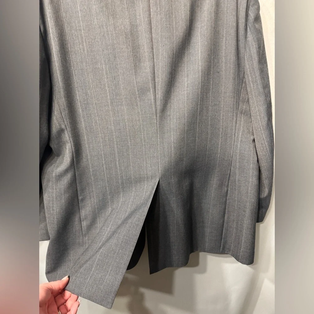 Imperial by Haggar - 2-Button Suit/Sports Coat - Gray w/tan line - Men’s Size 46